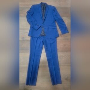 Kenneth Cole Royal Blue Suit Set, 40R Jacket, Pants W33